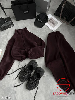 Теплый костюмчик женский