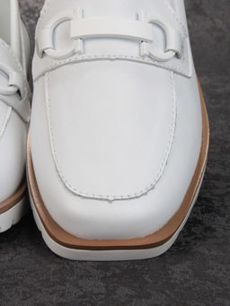 03-B5-2 WHITE Лоферы женские (натуральная кожа)