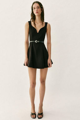 VESTIDO MINI CINTUR?N / Negro