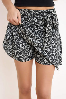 Cok Renkli Bask?l? Etek Gorunumlu Yuksek Bel Mini Orme Sort TWOSS21SR0621