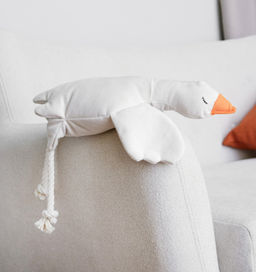 Мягкая игрушка для собак "Гусь белый" 50х35х7,5 см 10ан23