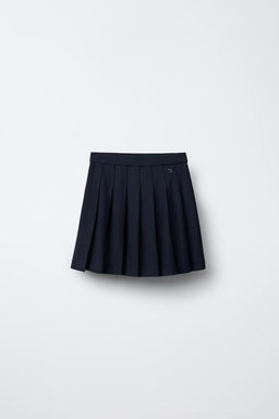 BOX PLEAT SKIRT WITH HEART APPLIQUE