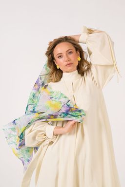 Палантин из вискозы с акварельным принтом - Модные истории фото 5