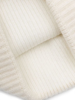 Шапка жен. пух енот+шерсть+виск LB-N88069 cream