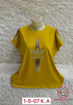 Футболка женская с логотипом