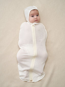 Пеленка-кокон Молоко из ажурного хлопка 0+ - Bungly фото 8