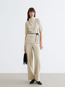 Dik Yaka Beli Kemerli Bluz