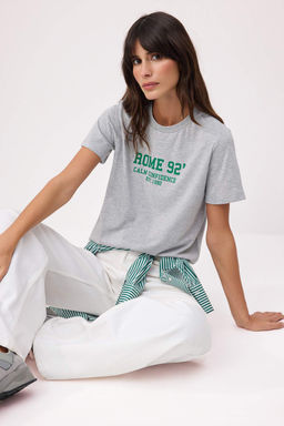 Gri Melanj Slogan Regular/Normal Kal?p K?sa Kollu Pamuklu Orme T-Shirt TWOSS26TS00161