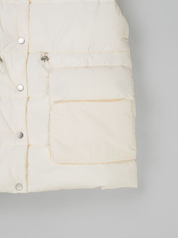 Жилет стеганый "Белый кварц" женский