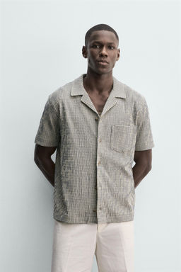 CAMISA REGULAR FIT ESTRUCTURA SEERSUCKER / Crudo / Verde - Zara фото 2