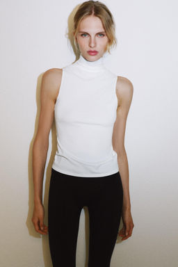 LEGGINGS EFECTO PUSH UP / Negro - Zara фото 2