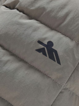 Куртка женская гибридная стёганая с капюшоном с графеновой подкладкой бежевого цвета 9622_1B