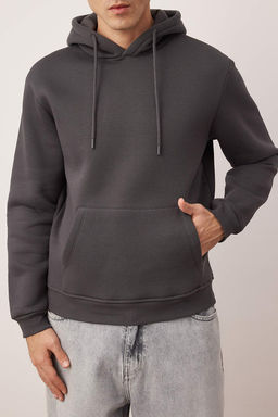TRENDYOL MAN Vizon Basic Regular/Normal Kesim Kapusonlu Ici Polarl? Kanguru Cepli Sweatshirt TMNAW20SW0163 - Trendyolmilla фото 51