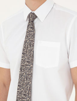 Beyaz Regular Fit K_sa Kollu Basic G_mlek