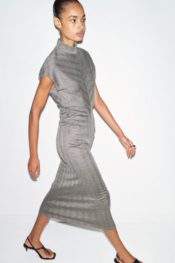 HERRINGBONE MIDI DRESS - Zara фото 17