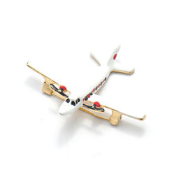 Брошь с эмалью