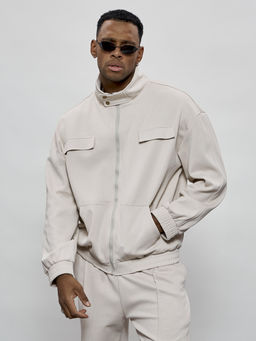 Спортивный костюм бежевого цвета