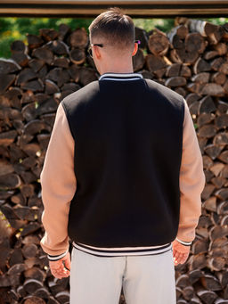 Бомбер "12" бежевый