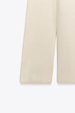 GATHERED STRAPLESS KNIT TOP