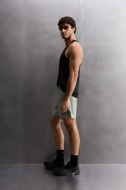 LIGHTWEIGHT PERFORATED SHORTS - Zara фото 5
