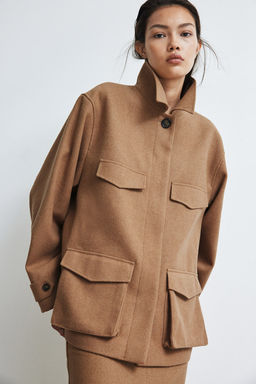 Chaqueta con cuello