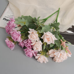 Букет искусственный «Роза леди с крупными листьями», 26 см, МИКС