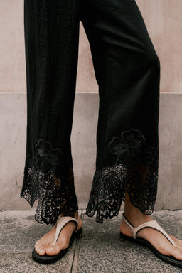 EMBROIDERED HEM CULOTTE TROUSERS - Zara фото 9