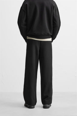 TECHNICAL TROUSERS WITH SIDE PANEL - Zara фото 3