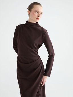 Dik Yaka B?zg?l? Elbise