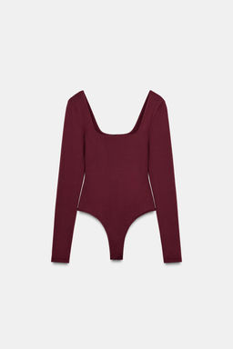 BODY POLIAMIDA ESCOTE CUADRADO / Vino