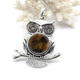 Кулон Сова 45*50мм с янтарем цв.коньячный Радуга камня