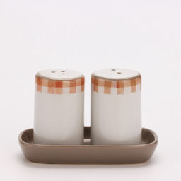 Солонка и перечница новогодние «Зимние зверята», 12×6.5×7 см, ручная работа