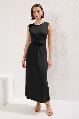 Siyah Duz Buzgu / Drape Maxi More Sustainable Modal Burgu Detayl? Esnek Orme Elbise TWOSS25EL00385