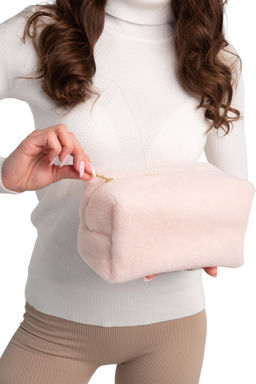 Косметичка меховая Тедди пудра