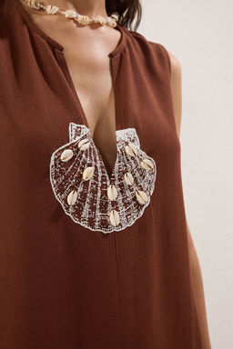 TRENDYOLMILLA Kahverengi Maxi Dokuma Aksesuarl? Plaj Elbisesi TBESS25EL00061 фото 3