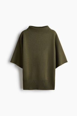 Top de punto con cuello perkins