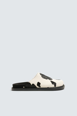 LEATHER AND SHEEPSKIN CLOGS