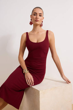 Bordo Vucuda Oturan Midi Orme Elbise TPRAW26EL00161