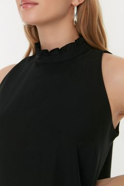 Siyah Rahat Kesim Kolsuz Mini Dokuma Elbise TWOSS22EL00139