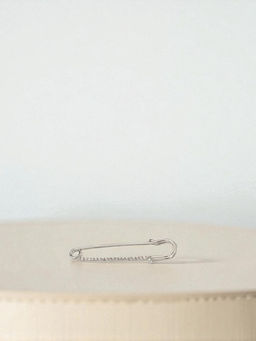 Булавка Классика широкая, 7.5 см, цвет белый в серебре