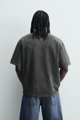 CAMISETA LAVADA ESTRUCTURA WAFFLE / Gris antracita