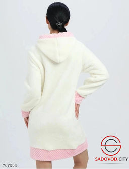 Женская туника с капюшоном - Bruno фото 2