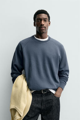 FADED CREW NECK SWEATSHIRT - Zara фото 10