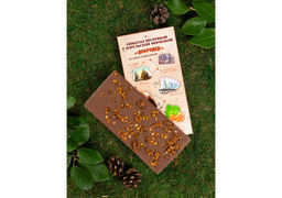 Шоколад молочный с сушеной морошкой Карелия (плитка)