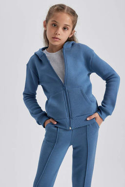 Кардиган с капюшоном для девочки из плотной ткани и мягким пухом