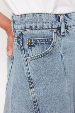 Ac?k Mavi Pileli Yuksek Bel Denim Sort TWOSS24SR00192 - Trendyolmilla фото 5