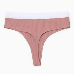 Трусы женские бразилиана MINAKU в рубчик, размер 48-50, цвет кофейный