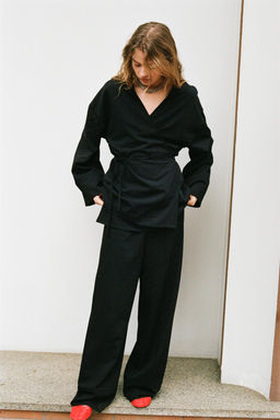 STRAIGHT-LEG TROUSERS WITH SIDE PIPING - Zara фото 3