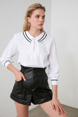 Trendyolmilla Beyaz Yaka Detayl? Dokuma Bluz TWOSS20BZ0036