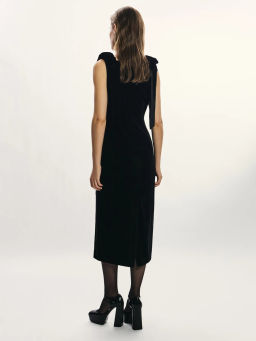 Бархатное платье миди с бантами на бретелях / Zarina